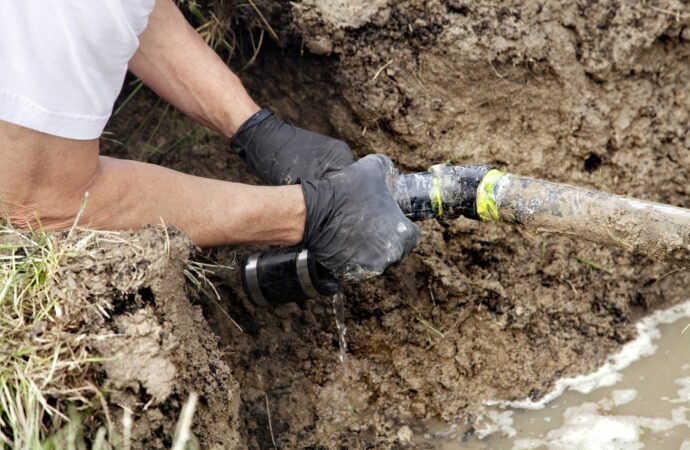 Encinal-Laredo-TX-Septic-Tank-Pumping-Installation-Repairs-We offer Septic Service & Repairs, Septic Tank Installations, Septic Tank Cleaning, Commercial, Septic System, Drain Cleaning, Line Snaking, Portable Toilet, Grease Trap Pumping & Cleaning, Septic Tank Pumping, Sewage Pump, Sewer Line Repair, Septic Tank Replacement, Septic Maintenance, Sewer Line Replacement, Porta Potty Rentals, and more.